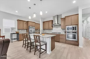 2285 Jagged Peak Ln, Sparks, NV 89436 - Photo 13