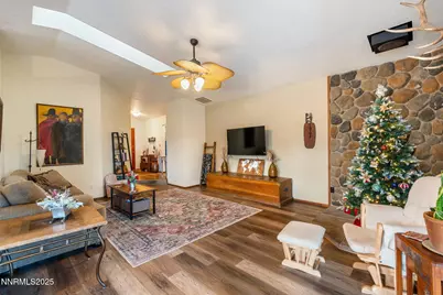 87 Gurr Court, Sparks, NV 89431 - Photo 11