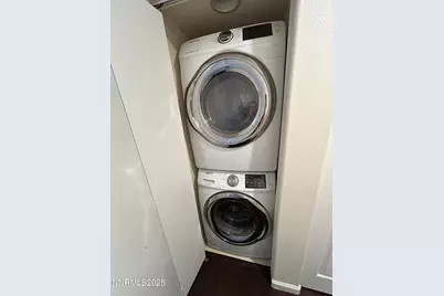 655 E Riverview Circle, Reno, NV 89509 - Photo 13