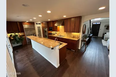 655 E Riverview Circle, Reno, NV 89509 - Photo 3