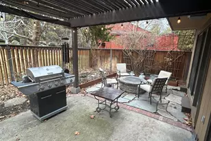 655 E Riverview Cir, Reno, NV 89509 - Photo 25