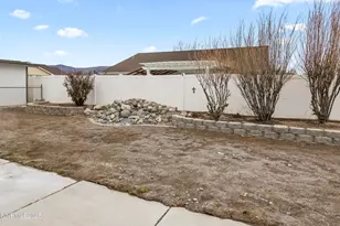 1418 Red Bluff Way, Fernley, NV 89408 - Photo 35