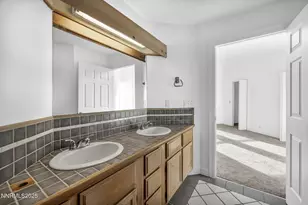 1007 Aspen Grove Cir, Minden, NV 89423 - Photo 37