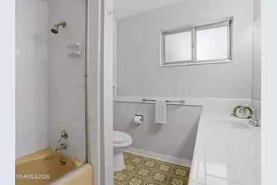 960 W 12th Street, Reno, NV 89503 - Photo 27
