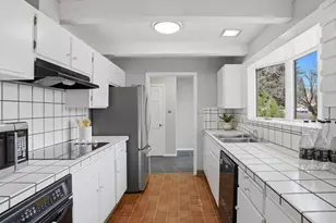 960 W 12th St, Reno, NV 89503 - Photo 5