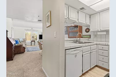 3095 Lakeside Drive #305, Reno, NV 89509 - Photo 5