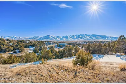 271 Greencrest Drive, Spring Creek, NV 89815 - Photo 5