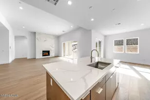 2400 Arrowroot Wy, Sparks, NV 89441 - Photo 11