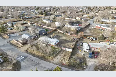 17545 Egret Lane, Reno, NV 89508 - Photo 13