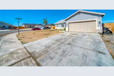3175 Snowberry Street, Silver Springs, NV 89429 - Photo 5