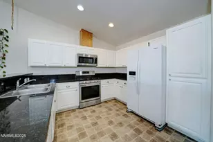 3175 Snowberry St, Silver Springs, NV 89429 - Photo 31