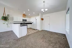 3175 Snowberry St, Silver Springs, NV 89429 - Photo 11