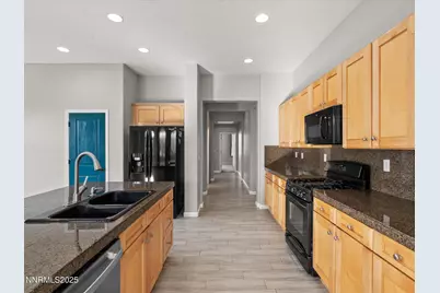 7100 Souverain Lane, Reno, NV 89506 - Photo 9