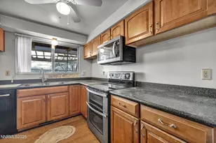 9421 Wigwam Way, Reno, NV 89506 - Photo 11