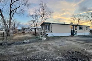 2735 Toiyabe St, Silver Springs, NV 89429 - Photo 35