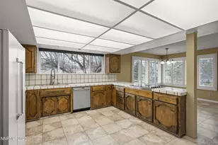 8355 Lakeside Dr, Reno, NV 89511 - Photo 17