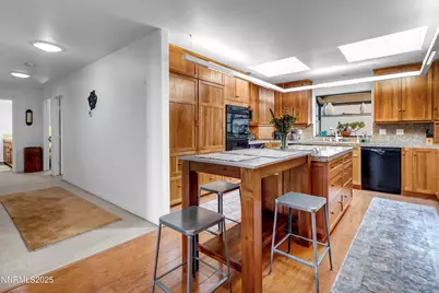 512 Island Avenue, Reno, NV 89501 - Photo 15