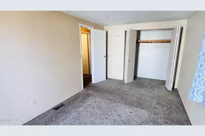 907 Garnet Court, Indian Hills, NV 89705 - Photo 9
