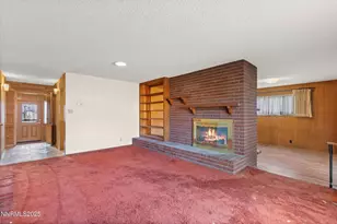 650 Lenwood Dr, Sparks, NV 89431 - Photo 3