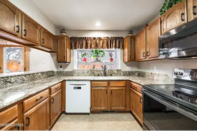 4517 Canyon Ridge Lane, Reno, NV 89523 - Photo 13