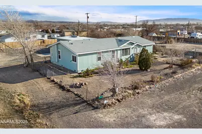 2550 Rawhide Street, Silver Springs, NV 89429 - Photo 7