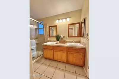 923 Edgecliff Drive, Reno, NV 89523 - Photo 3