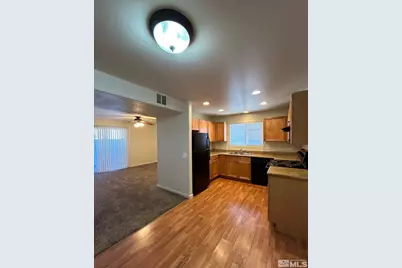 2000 Silverada Boulevard #112, Reno, NV 89512 - Photo 5