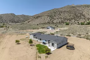 390 Angelina Cir, Wellington, NV 89444 - Photo 7