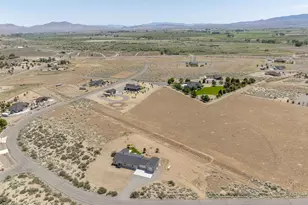 390 Angelina Cir, Wellington, NV 89444 - Photo 5