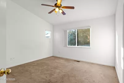 9565 Long River Drive, Reno, NV 89506 - Photo 17