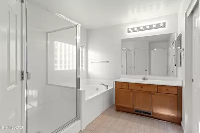 9565 Long River Drive, Reno, NV 89506 - Photo 19