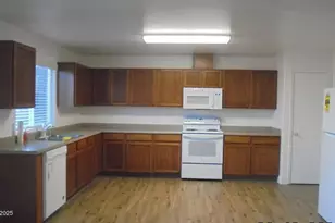 7775 Key Largo Dr, Reno, NV 89506 - Photo 3