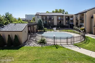 2450 Lymbery St, Reno, NV 89509 - Photo 9