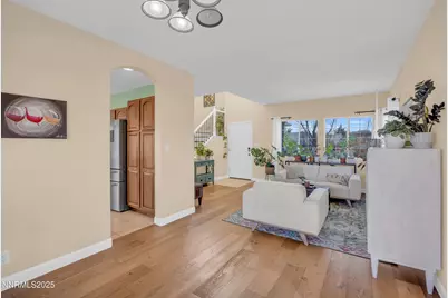 10060 Eagle Greens Court, Reno, NV 89521 - Photo 7