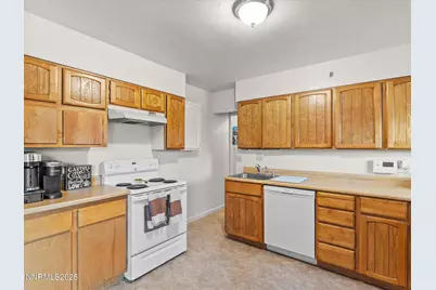1305 Sbragia Way, Sparks, NV 89431 - Photo 23