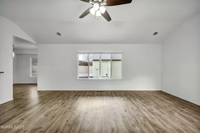 2371 Albatross Way, Sparks, NV 89441 - Photo 11