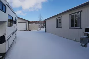 17320 Magnetite Dr, Reno, NV 89508 - Photo 35