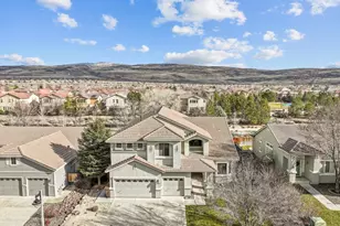 6894 Cinnamon Dr, Sparks, NV 89436 - Photo 3