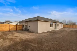 2555 Emerson Cir, Fernley, NV 89408 - Photo 41