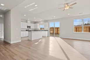 2555 Emerson Cir, Fernley, NV 89408 - Photo 5