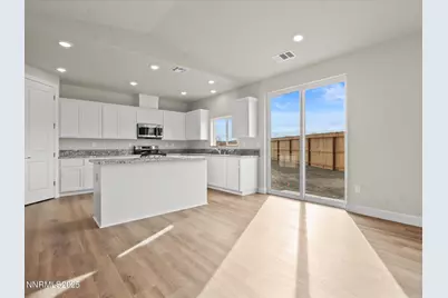 2555 Emerson Circle, Fernley, NV 89408 - Photo 11