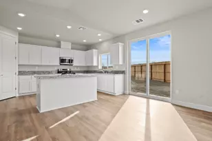 2555 Emerson Cir, Fernley, NV 89408 - Photo 11