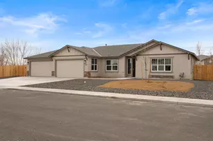 2555 Emerson Cir, Fernley, NV 89408 - Photo 3