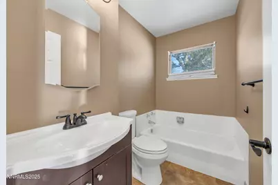 2295 Ellendale Road, Reno, NV 89503 - Photo 17