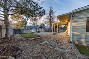 16180 Rhyolite Cir, Reno, NV 89521 - Photo 3