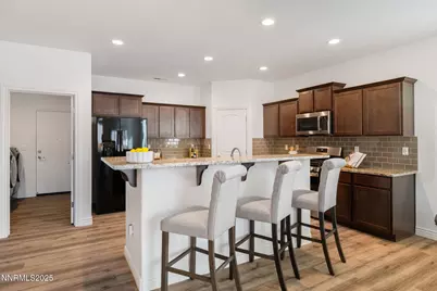19017 Bronco Creek Ct, Reno, NV 89508 - Photo 9