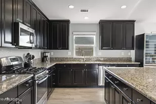 7707 Rhythm Cir, Sparks, NV 89436 - Photo 9