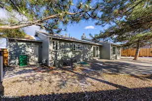 301 Coral Way, Dayton, NV 89403 - Photo 29