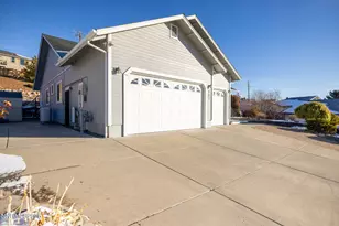 685 Kane Ct, Reno, NV 89512 - Photo 7