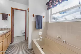 255 Shetland Cir, Reno, NV 89508 - Photo 33